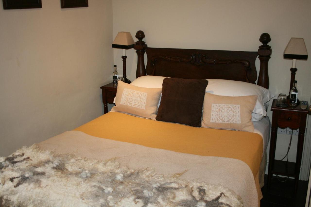 Hotel The New White Lion Llandovery Zewnętrze zdjęcie
